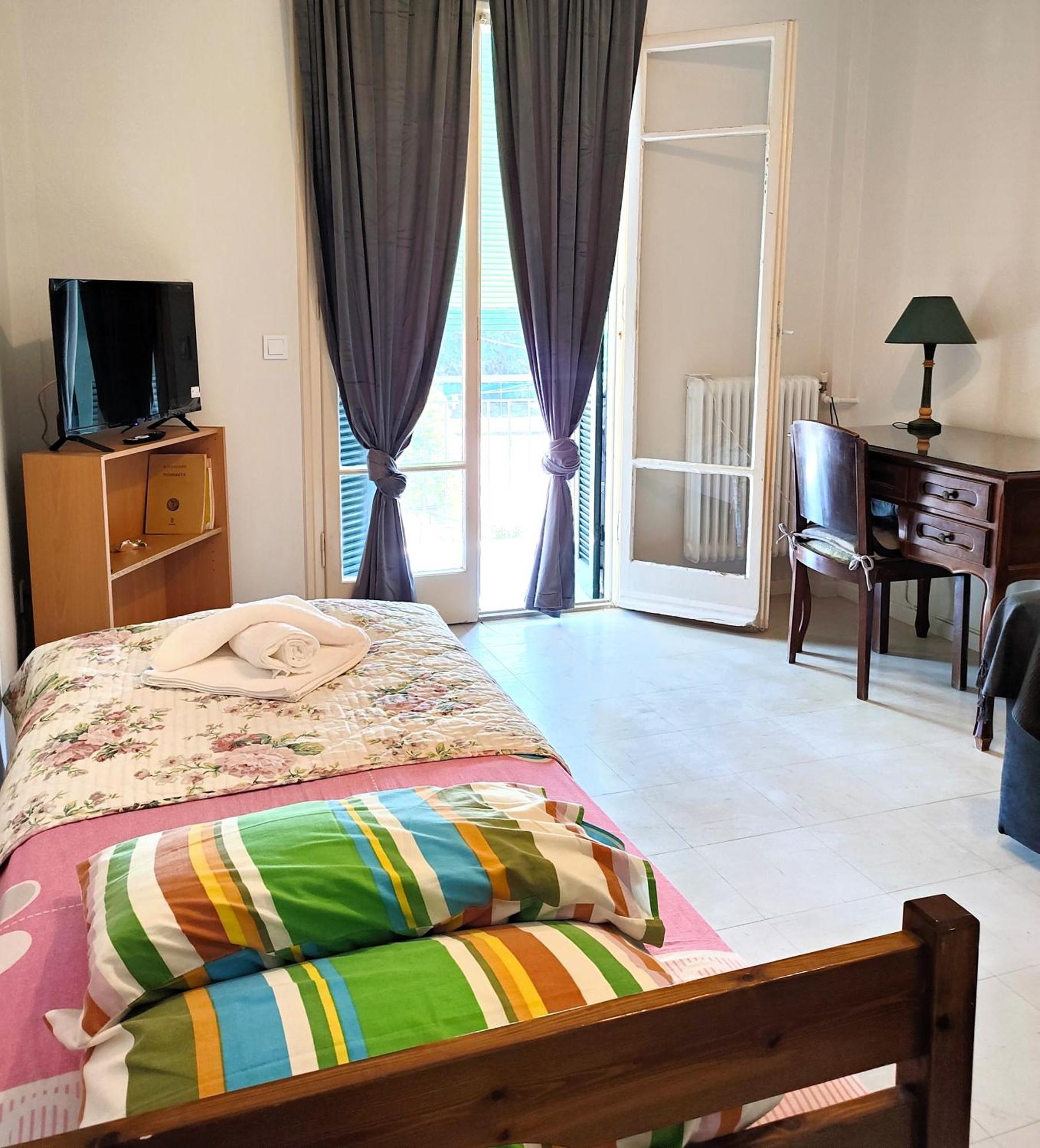 Mon Repos View House